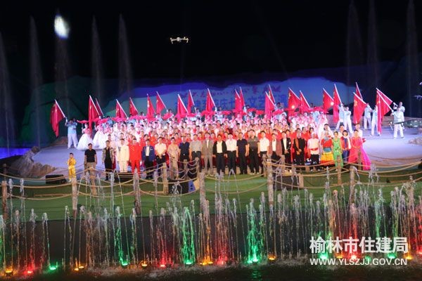 1532449305118000340.jpg 1我.jpg