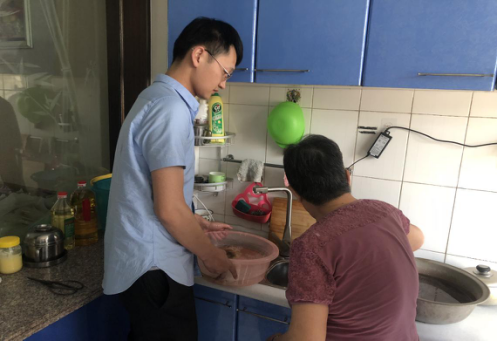 1534896787154076925.png 团委关爱空巢老人志愿活动161.png